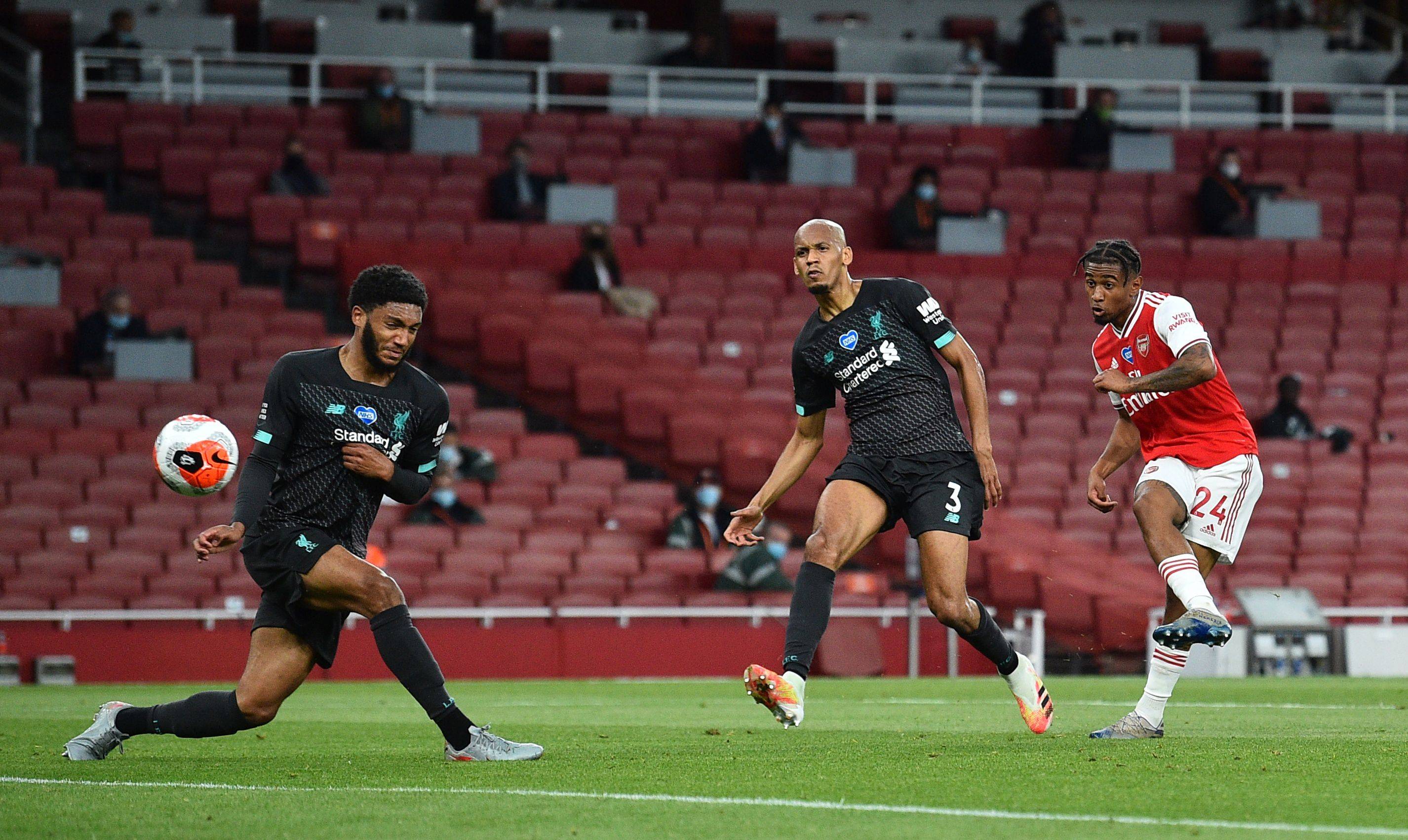 对手试图扳 对手试图扳